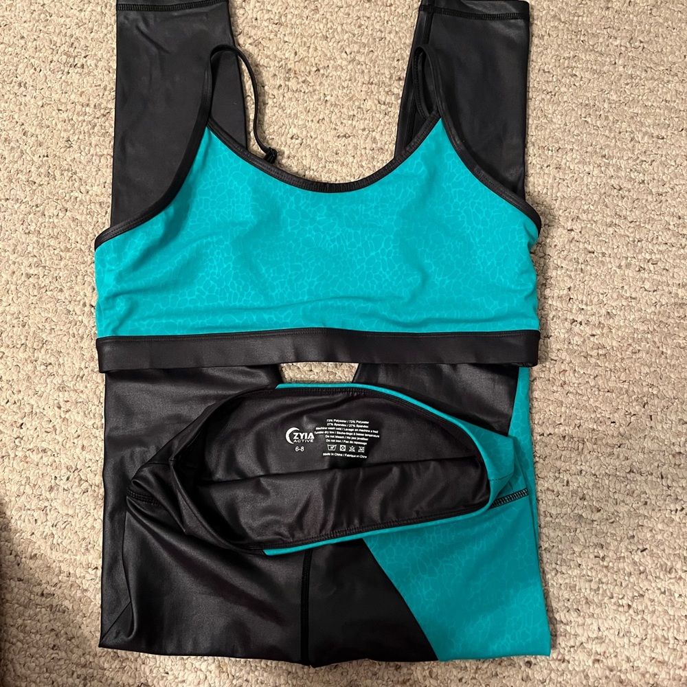 Stylish Teal and Black Women's Jumpsuit - Picture 3 of 3